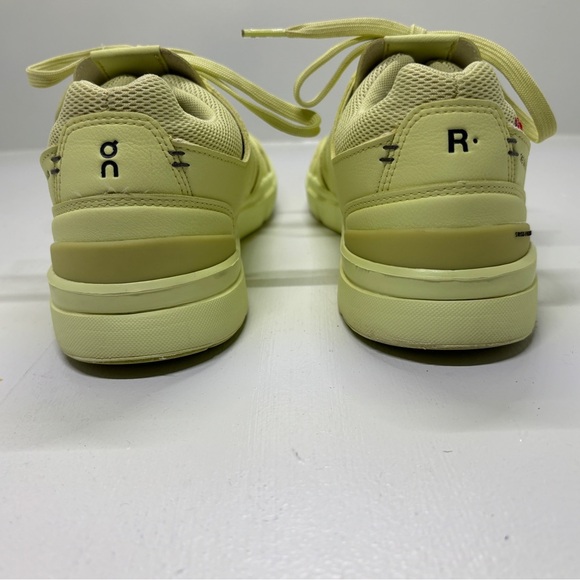 On Running Women's THE ROGER Clubhouse Shoes Hay size 8 - Picture 6 of 8